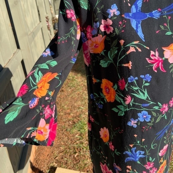 Old Navy Flower Print Shift Dress - Picture 7 of 11
